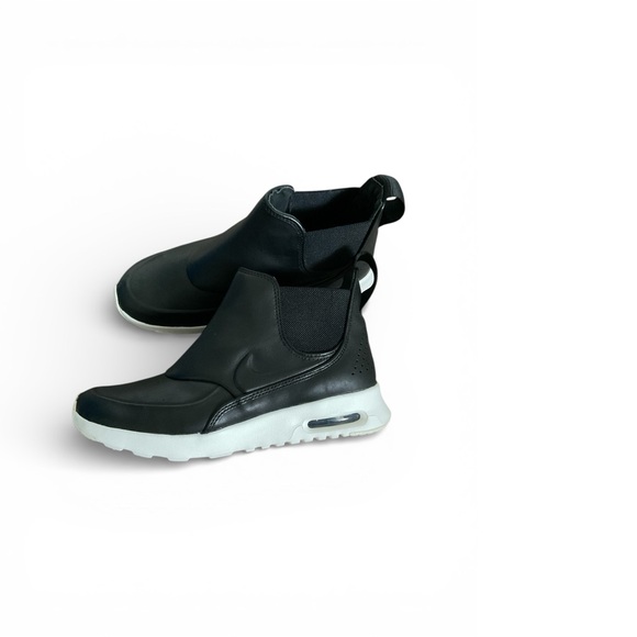 Nike AIR MAX Thea Mid Black Sail Shoes Sneakers Womens Size 6 New - Picture 2 of 5